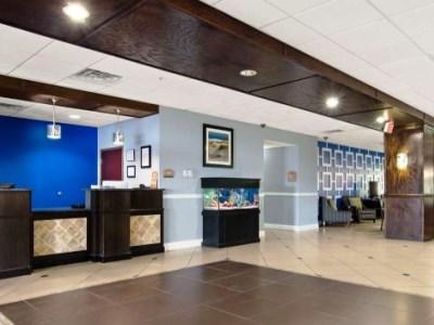 Surestay Plus Hotel By Best Western Portland Route 52 West Экстерьер фото